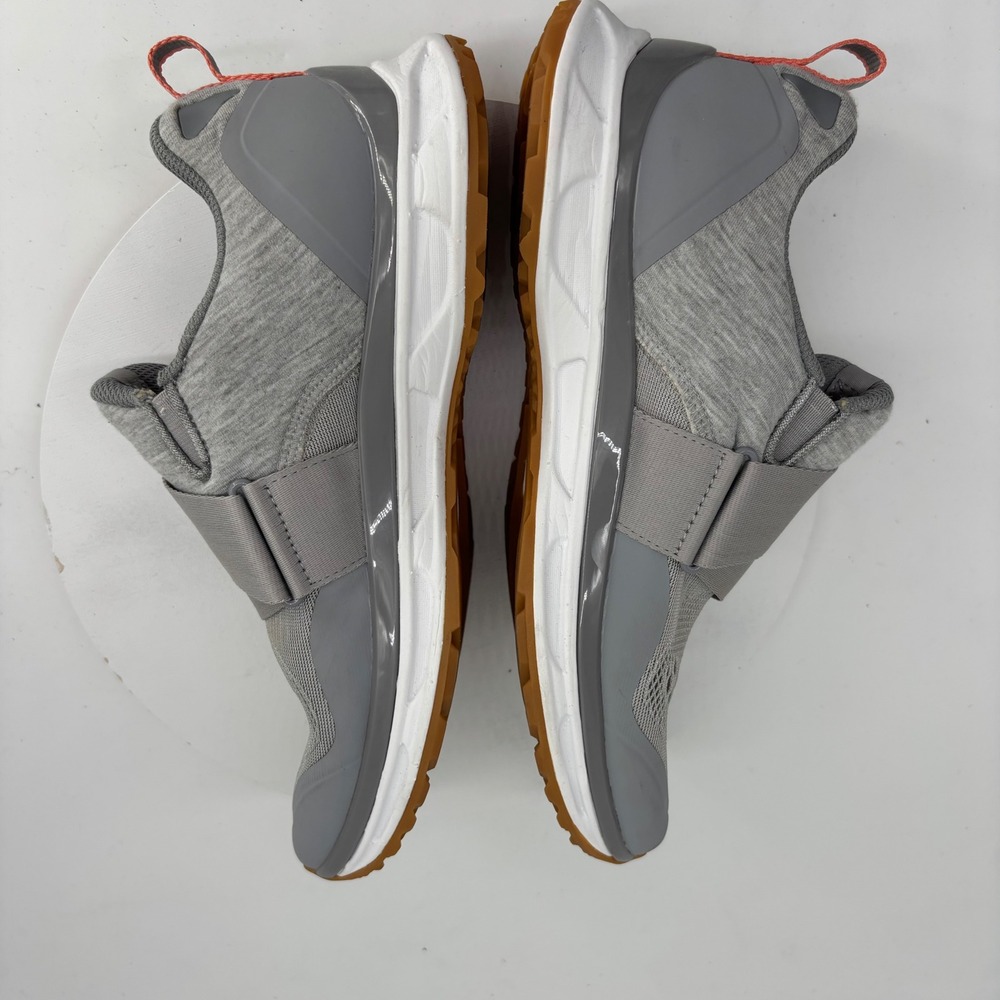 TIEM Slipstream Cycling Spin Shoes Size 9 Grey w/ cleats SPD Compatible Slip On - Picture 8 of 9